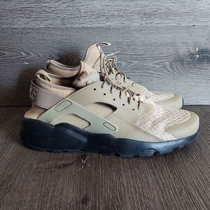 Nike Air Huarache Run Ultra Mushroom - 819685-201 Size 11.5
